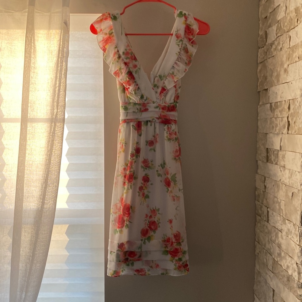 Floral tie back dress